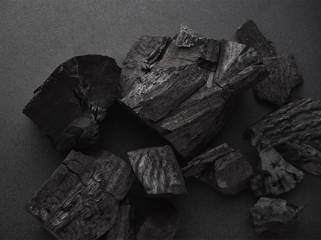 Eggersmann zwart staal keuken professioneel duurzaam materiaal met patina Duits maatwerk design