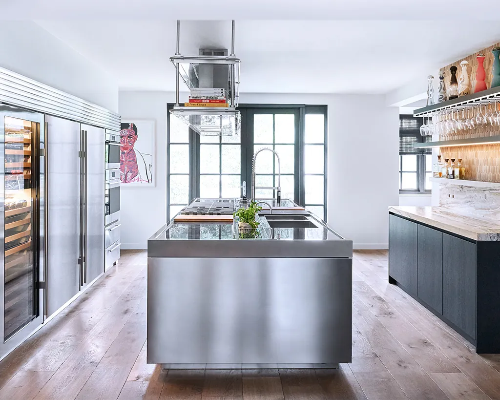 Arclinea Convivium RVS keuken met professionele hood afzuigkap Sub-Zero wijnklimaatkast restaurant-grade kwaliteit