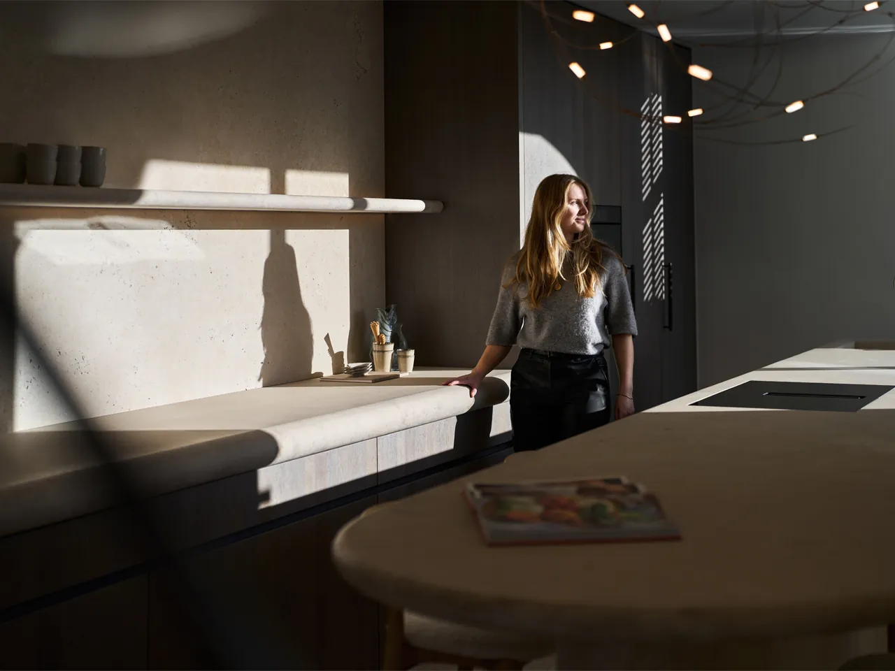 Interieurarchitect Van Boven in showroom