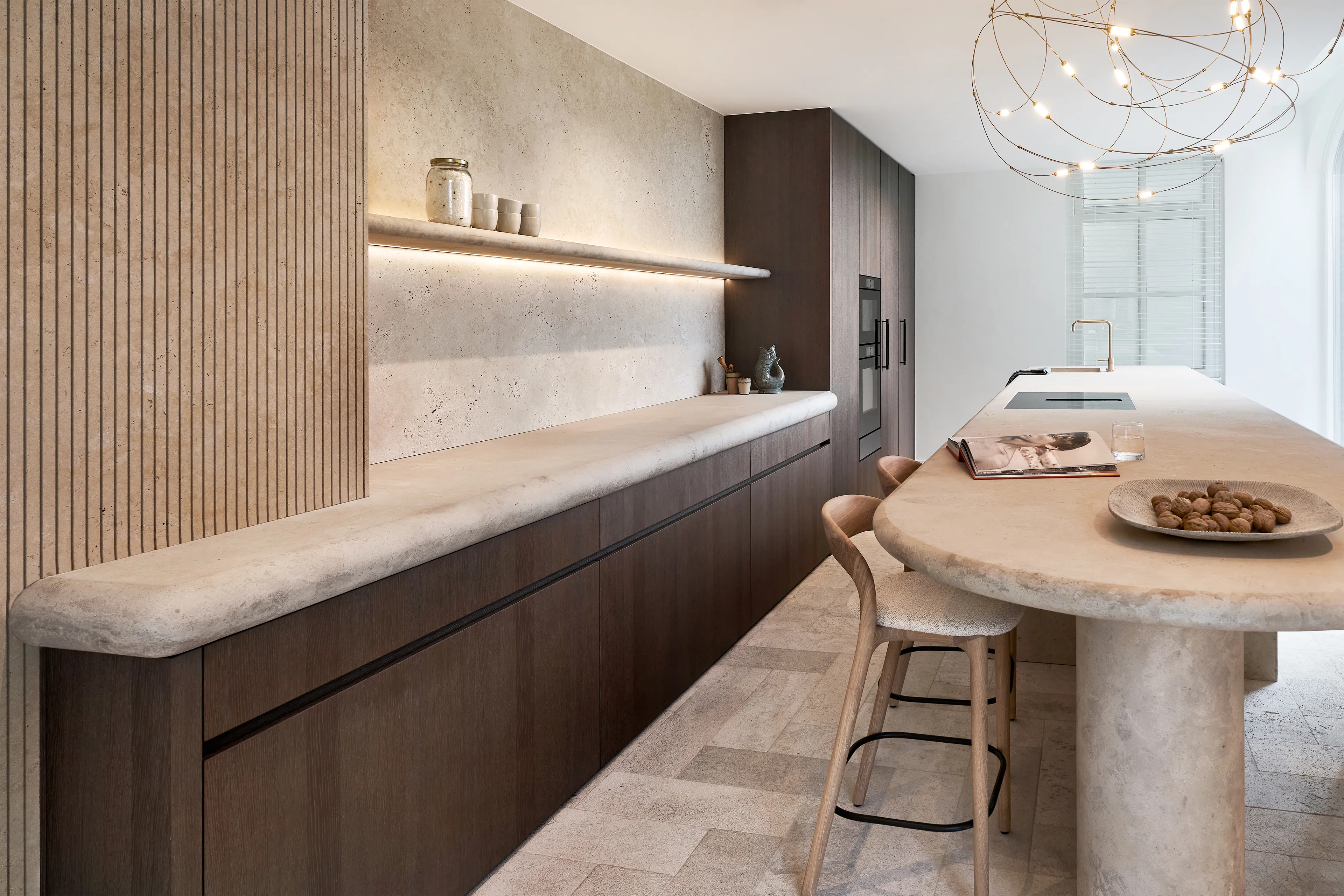 Eggersmann keuken met travertin